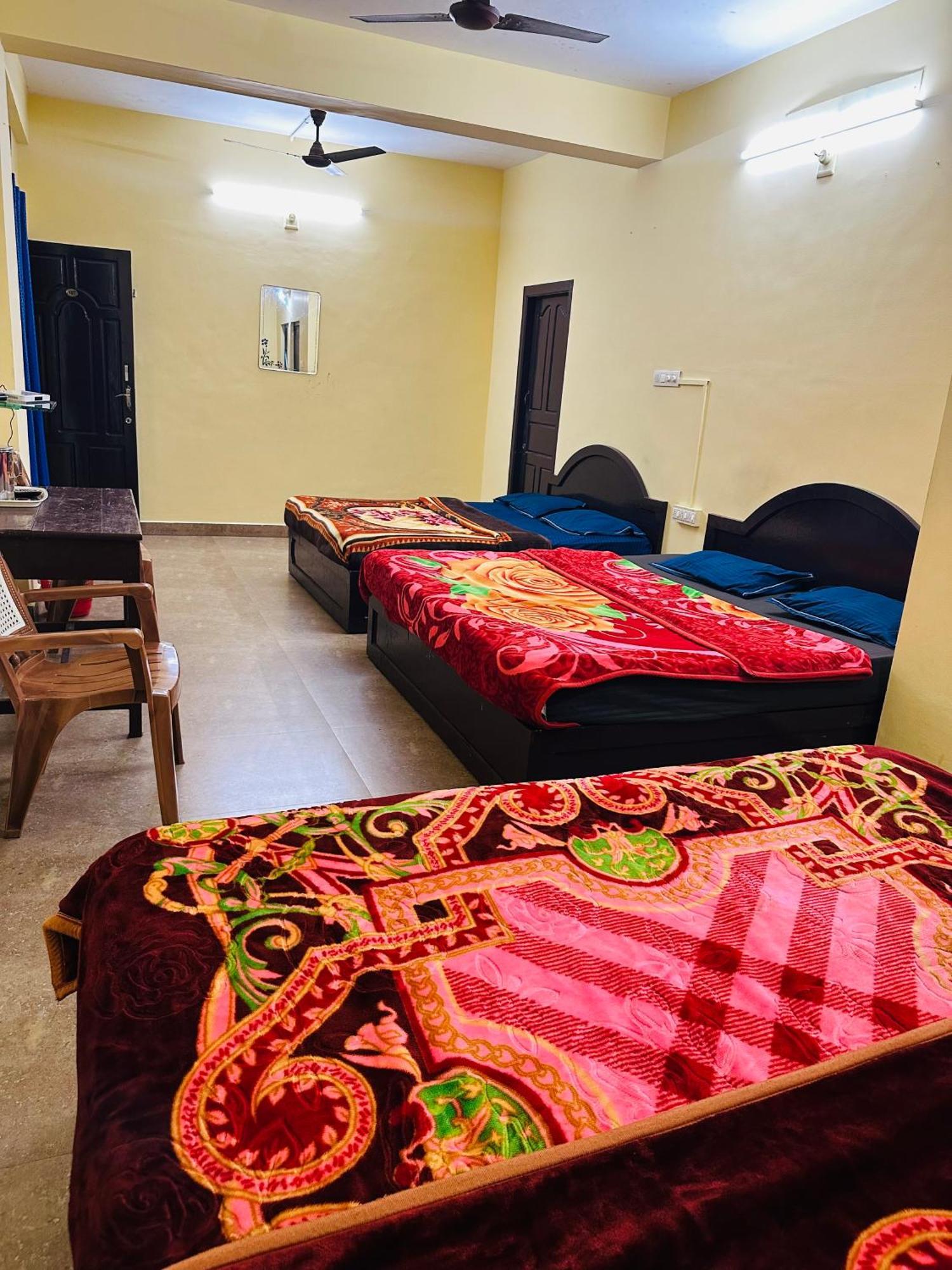 G Mount Budget Stay Munnar Bagian luar foto