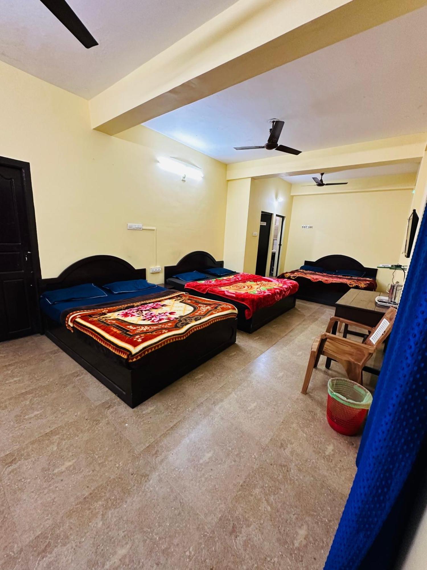 G Mount Budget Stay Munnar Bagian luar foto