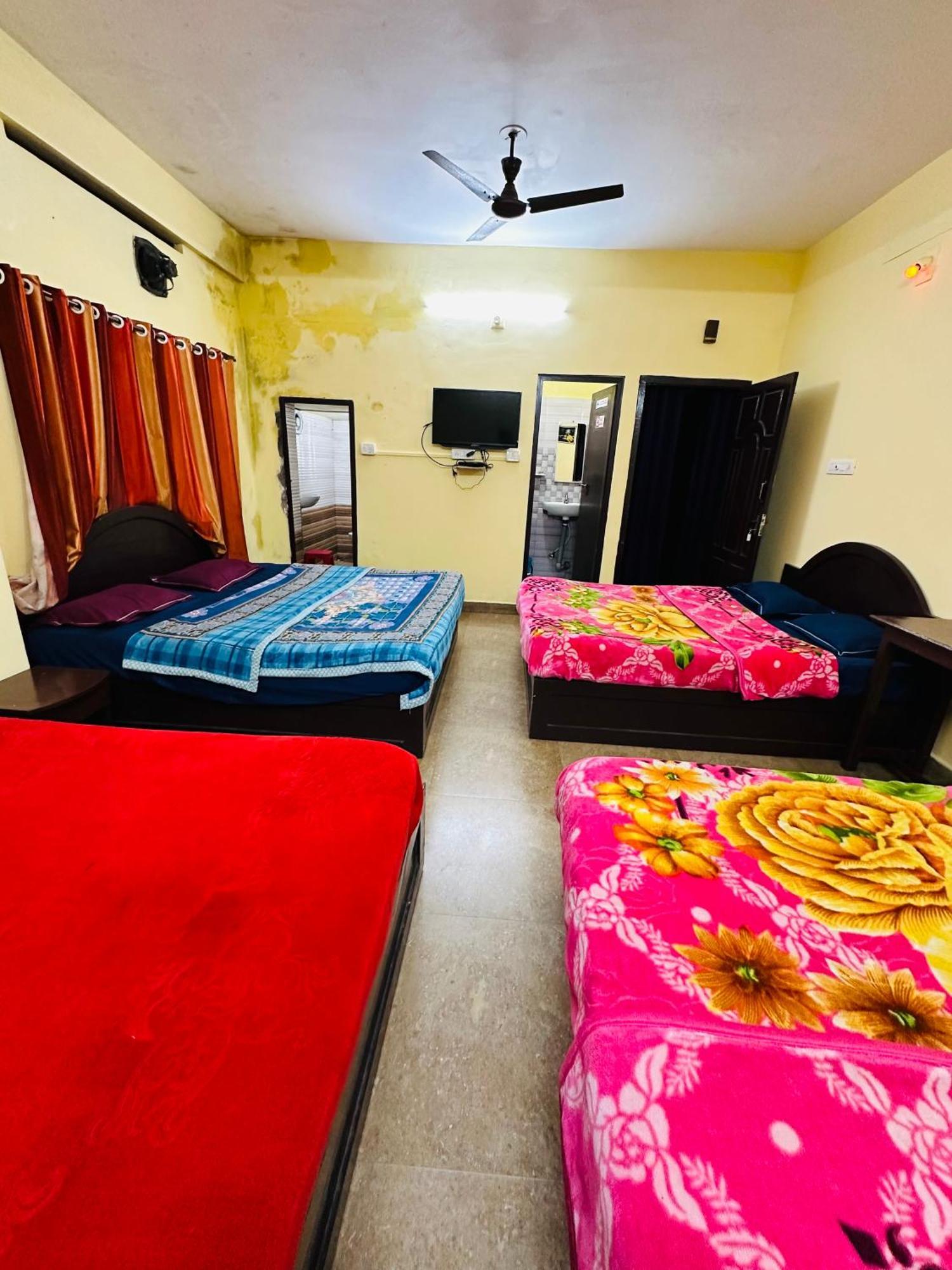 G Mount Budget Stay Munnar Bagian luar foto