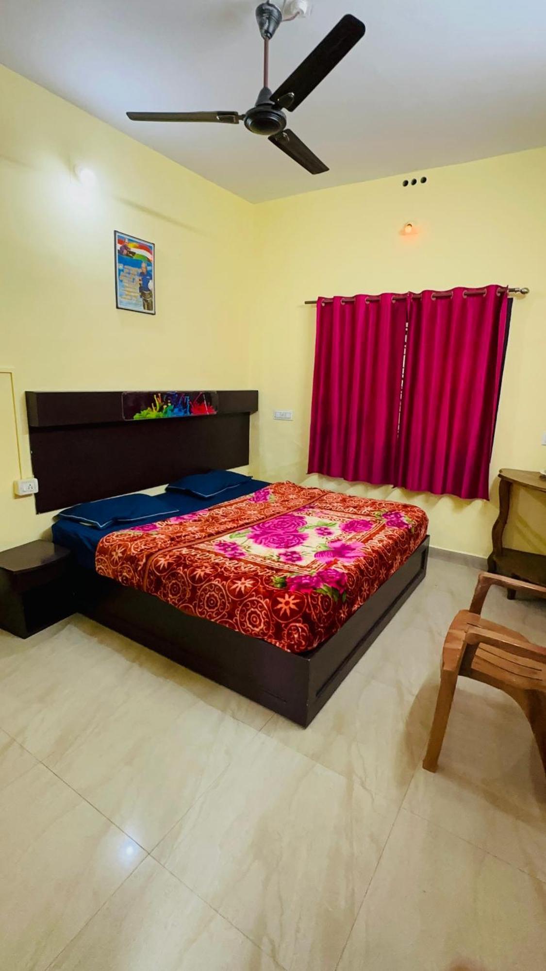 G Mount Budget Stay Munnar Bagian luar foto