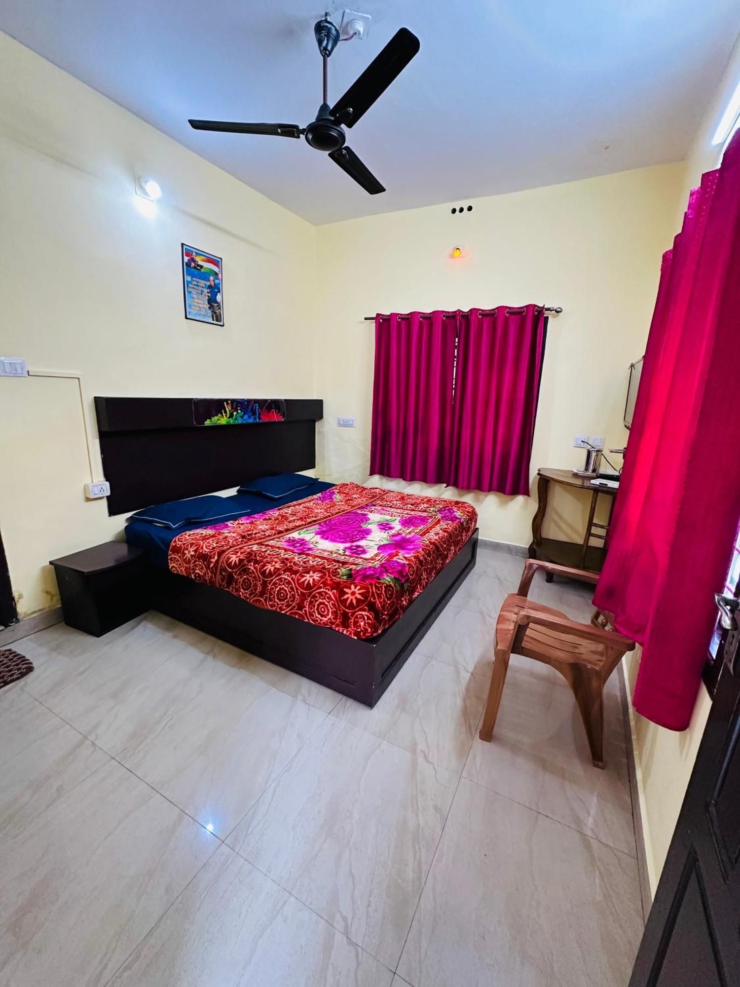 G Mount Budget Stay Munnar Bagian luar foto